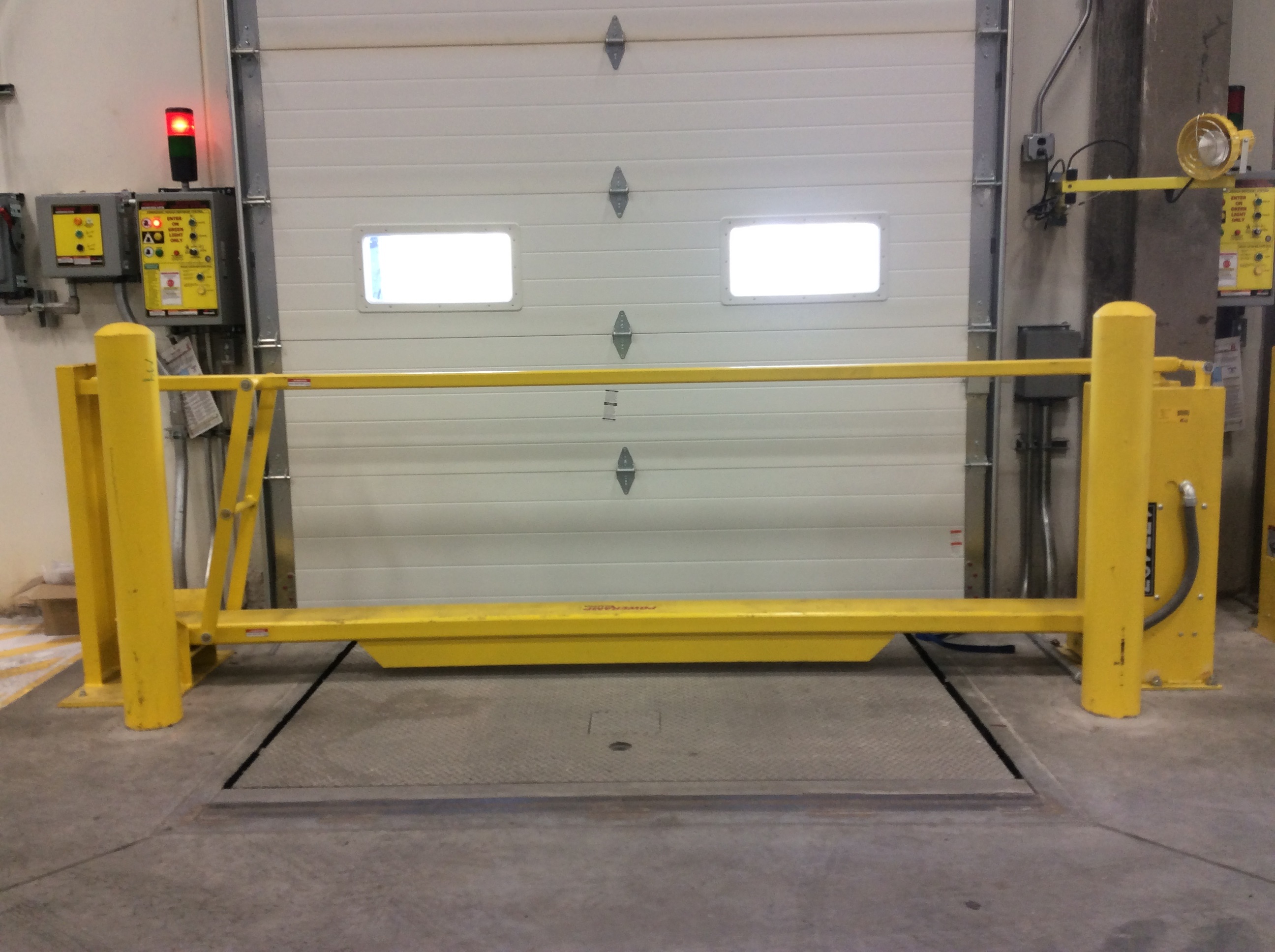Bar Lift Loading Dock Safety Barrier Poweramp